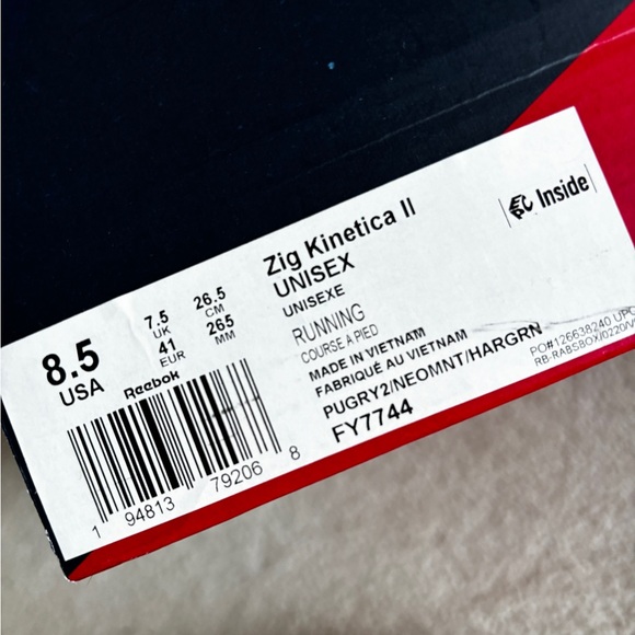 Reebok Zig Kinetica II Sneaker - Picture 9 of 10